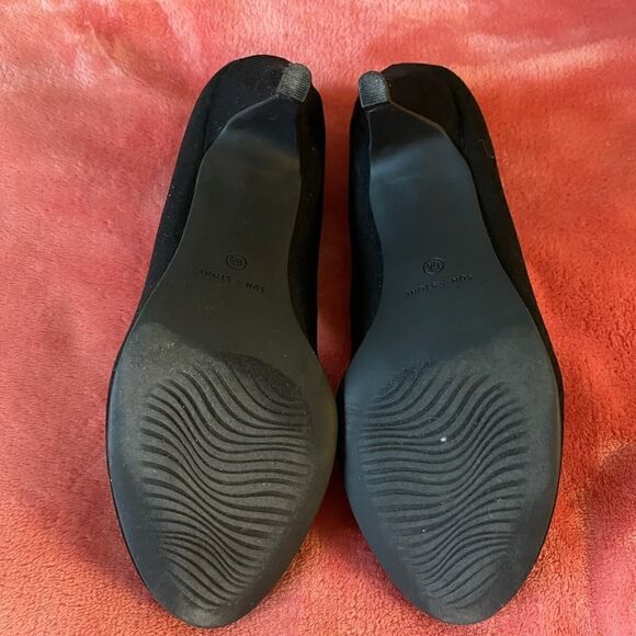 Black pumps heels - Picture 6 of 7